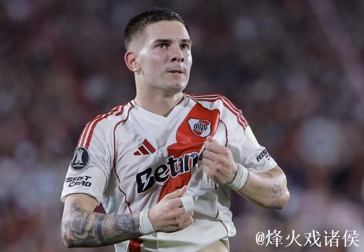 迪亚斯重返国家队迎接国王杯,马斯坦托诺机会再现 迪亚斯重返国家队迎接国王杯,马斯坦托诺机会再现