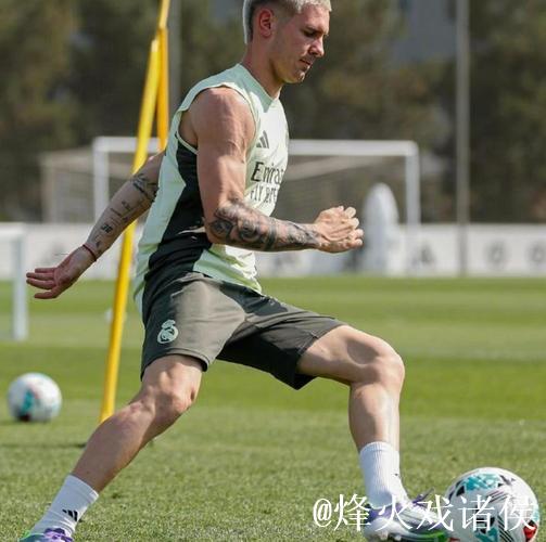 迪亚斯重返国家队迎接国王杯,马斯坦托诺机会再现 迪亚斯重返国家队迎接国王杯,马斯坦托诺机会再现